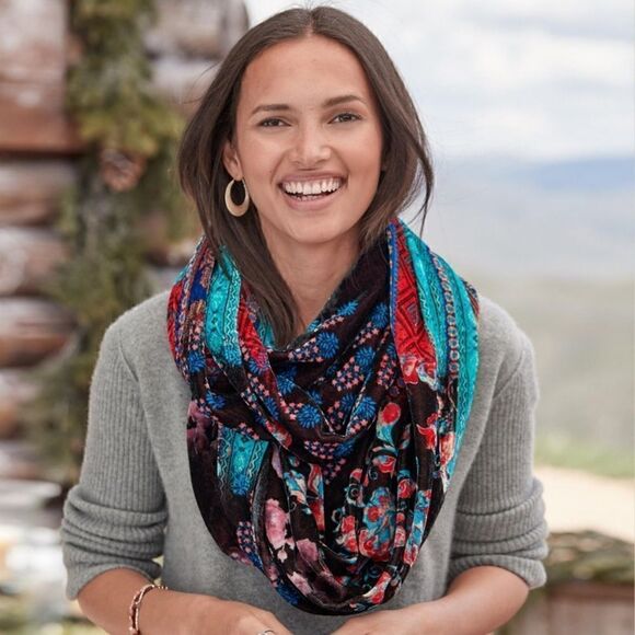 NWT Feathers By Tolani Anthropologie Jewel Toned Infinity Scarf - Picture 1 of 8